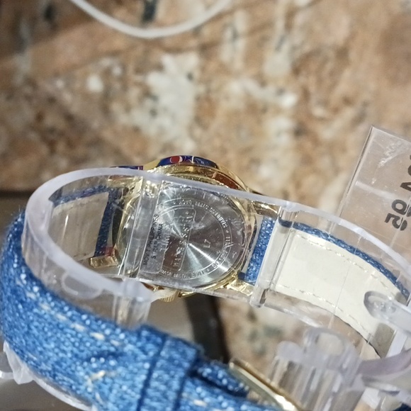 Carriage By Timex Women's Gold Tone Fashion Watch w/Denim Band. No Box. - Picture 8 of 9